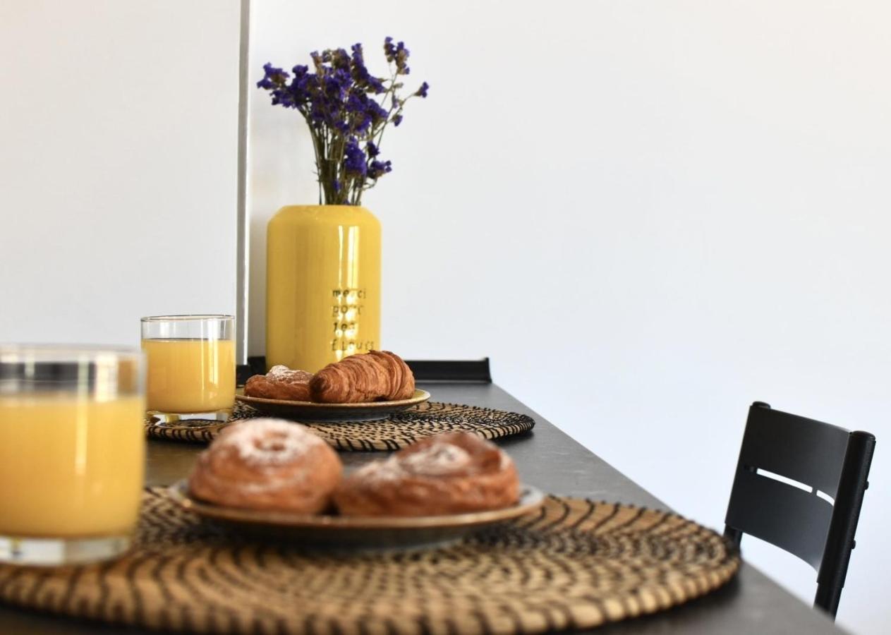 Myflats Deluxe Seafront Apartment Arenales del Sol Bagian luar foto