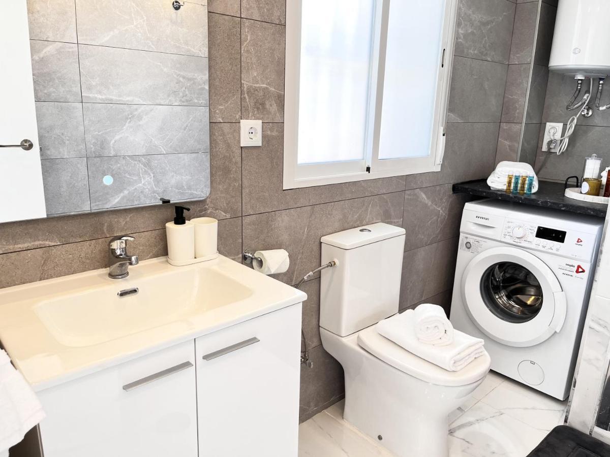 Myflats Deluxe Seafront Apartment Arenales del Sol Bagian luar foto